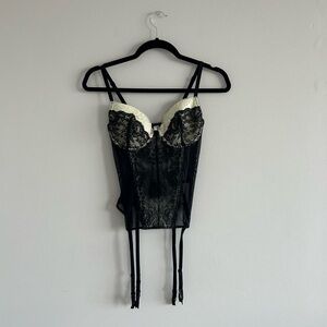 Victoria's Secret Black Lace Tan Bustier Corset Garters 34C Lingerie Side Zipper